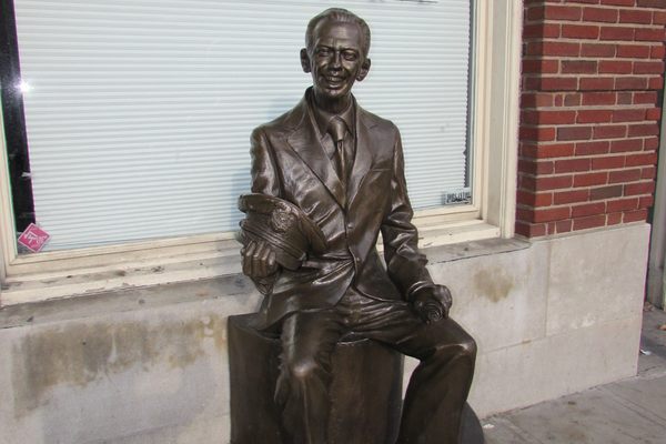 Don Knotts Statue