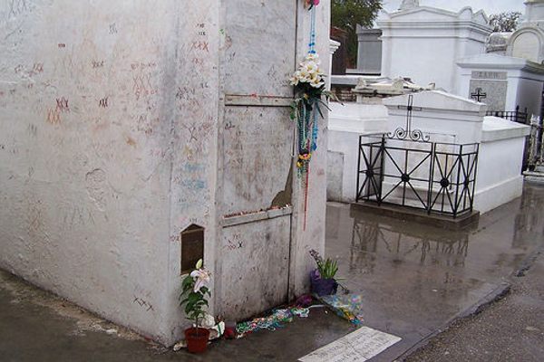 Marie Laveau’s tomb in 2005